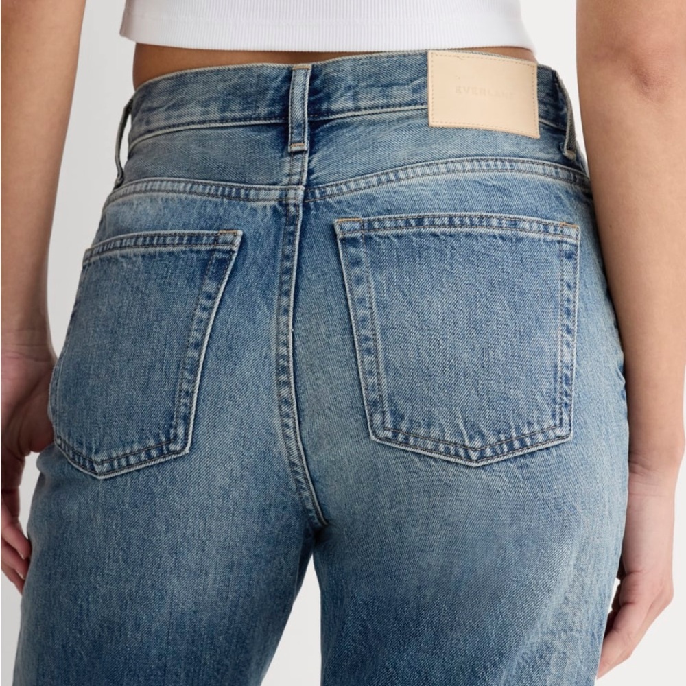 Everlane 90s Cheeky Jeans - Picture 13 of 14